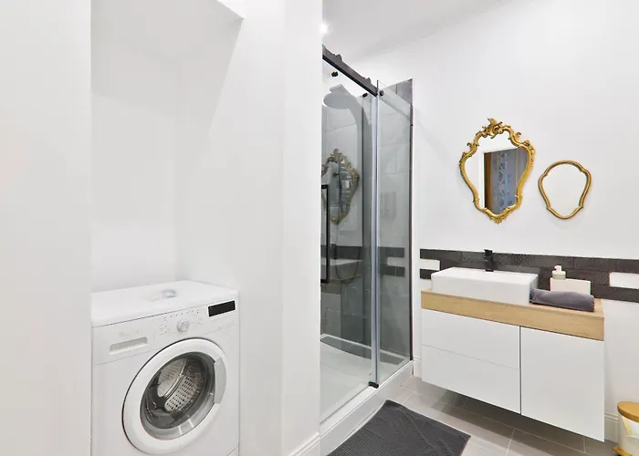 Arc De Triomphe Free Netflix