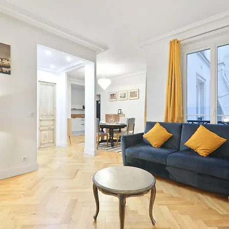 Arc De Triomphe Free Netflix Apartment *